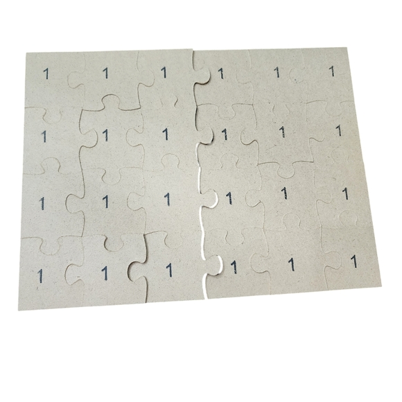 Marvel Superheroes 5 Puzzle Set in Case - Picture 4 of 6